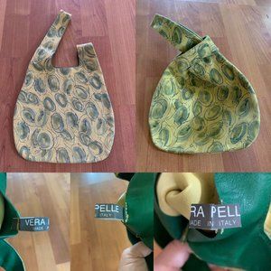 Vera Pelle Yellow Italian Leather Wrist Purse/Wristlet, very cute and unique!